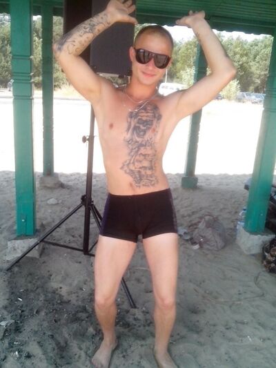  ,   Jonh, 35 ,   ,   , c 