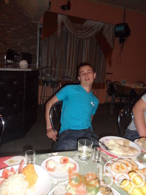  ,   Denis, 32 ,   ,   , c 