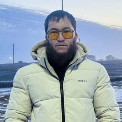  ,   Serik, 37 ,   
