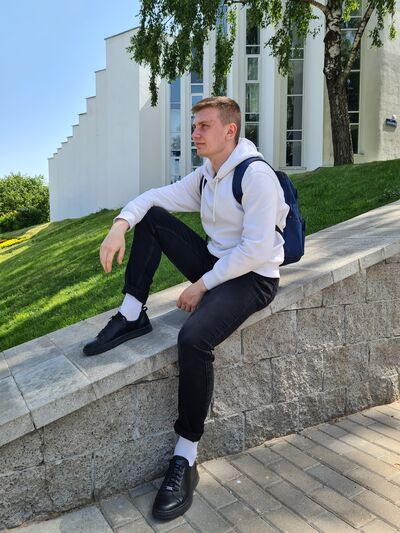  ,   Maxim, 23 ,   ,   