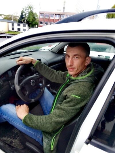  ,   Andrij, 32 ,   ,   , c 