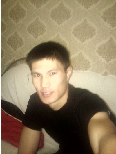  ,   Bekzat, 33 ,   ,   , c 