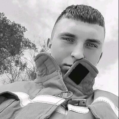  ,   Denis, 24 ,   ,   