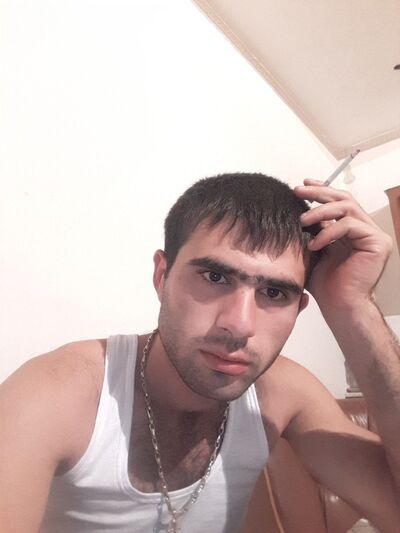 ,   Azat, 35 ,   