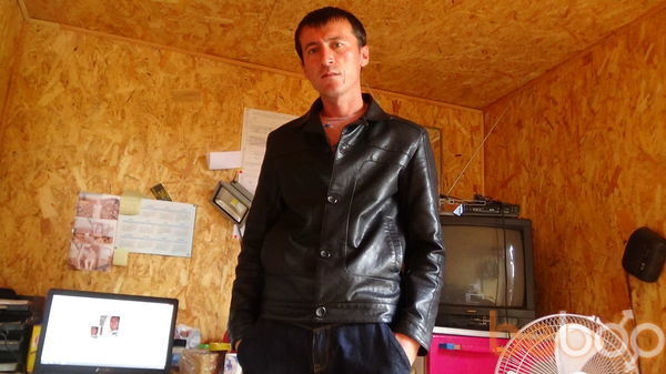  ,   Dmitriy, 40 ,   