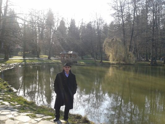  ,   Artur, 63 ,   ,   , c , 