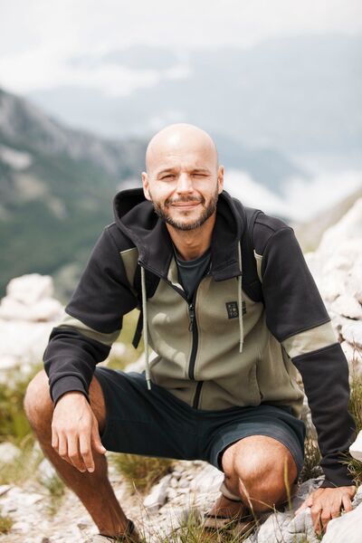  Podgorica,   Nikolai, 37 ,   ,   