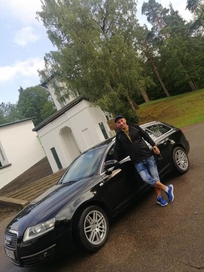  ,   Ivars, 46 ,   ,   