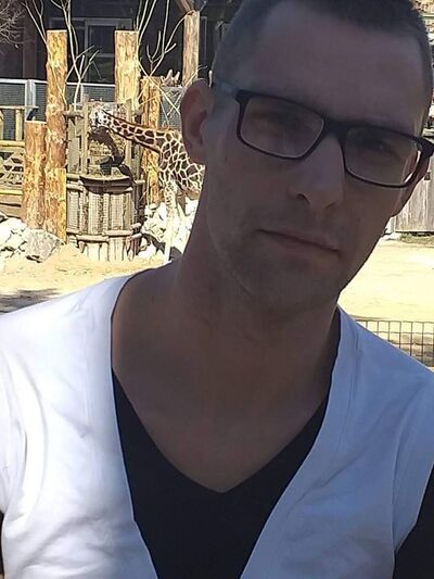  ,   Mareks, 34 ,   ,   , c 