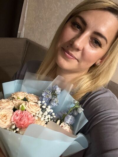 ,   Kristina, 34 ,   c 