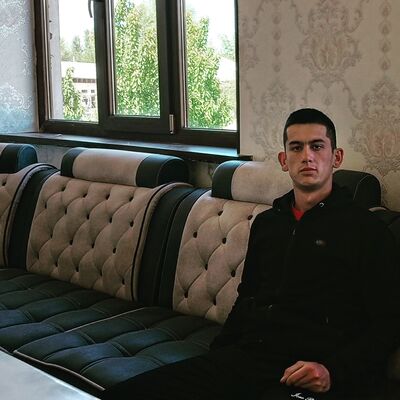  ,   Danik, 27 ,   ,   , c , 