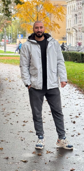  Essen,   Salah, 27 ,     , c 