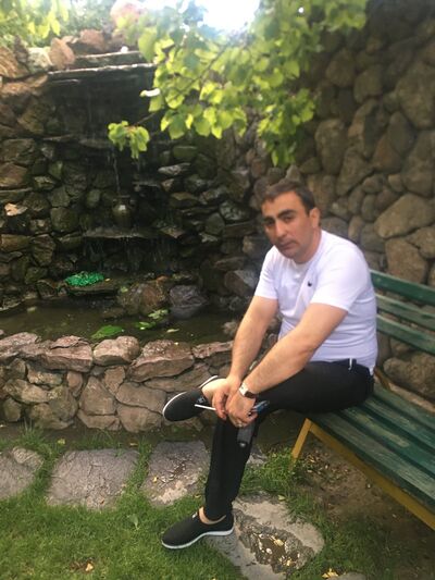  ,   Alex, 42 ,   ,   