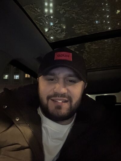  ,   MR, 32 ,  