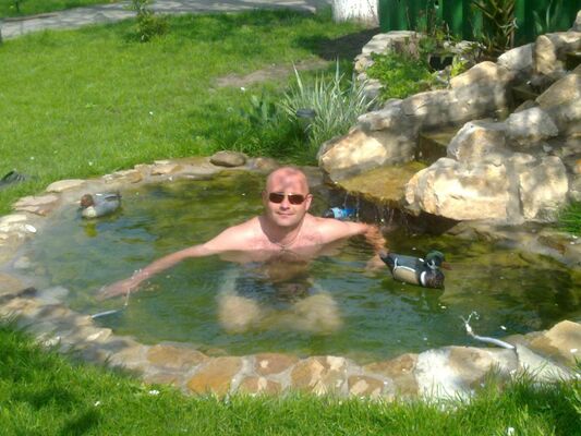  ,   Andriy, 43 ,   , 