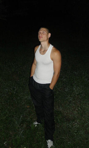  ,   Ilya, 32 ,   ,   , c 