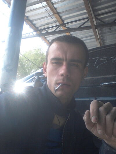  ,   Igor, 32 ,  