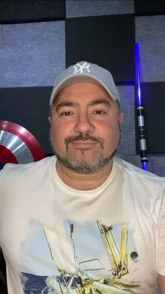  ,   Jerry Hamdan, 49 ,   ,   , c 
