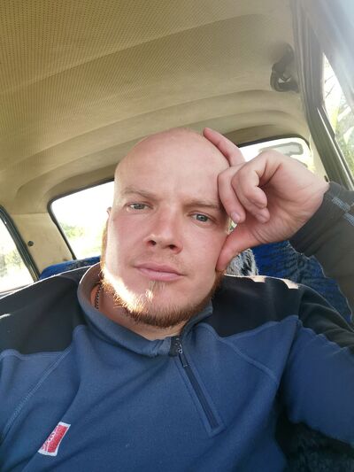  ,   Dima, 37 ,   