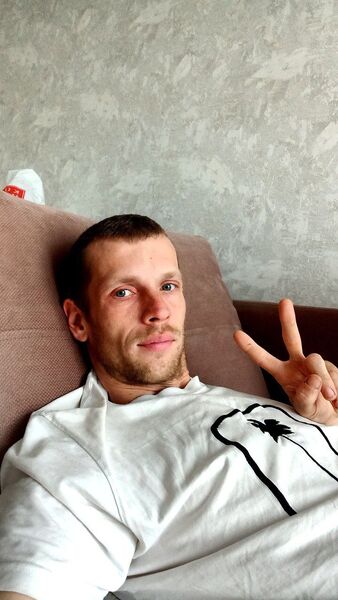  ,   Ravil, 36 ,   c 