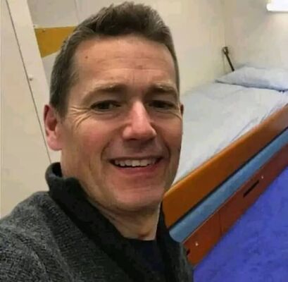 ,   Jamesderric, 60 ,   ,   