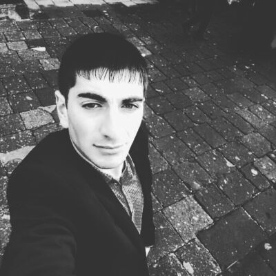  ,   Karen, 27 ,   ,   , c 