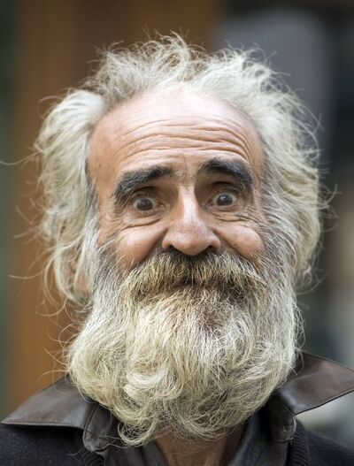  ,   Denis, 32 ,   ,   