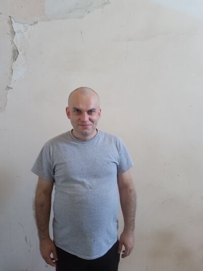  ,   Adrian, 27 ,   ,   , c , 