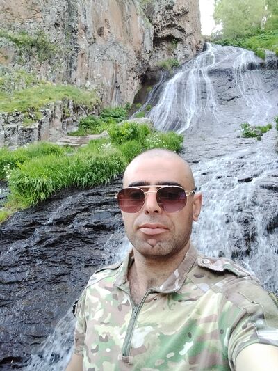  ,   VAHAN, 32 ,   ,   