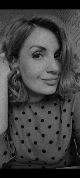  ,   Dana, 42 ,   ,   