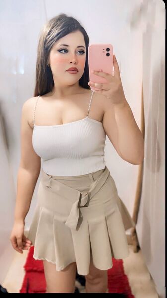  ,   Sirine, 24 ,  