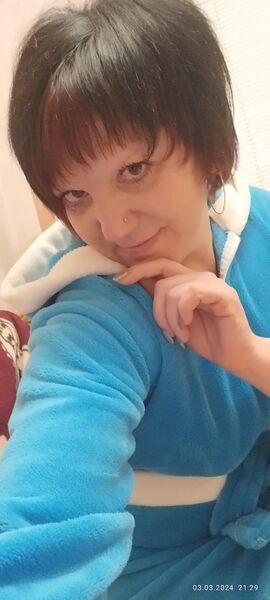  ,   Lana, 40 ,   ,   , c , 