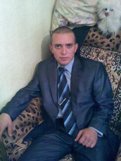  ,   Victor, 34 ,   