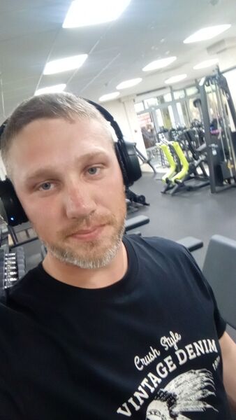   ,   Guru, 32 ,     , c 