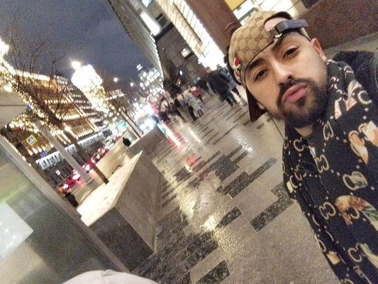  Algiers,   Walid, 31 ,   ,   , c , 