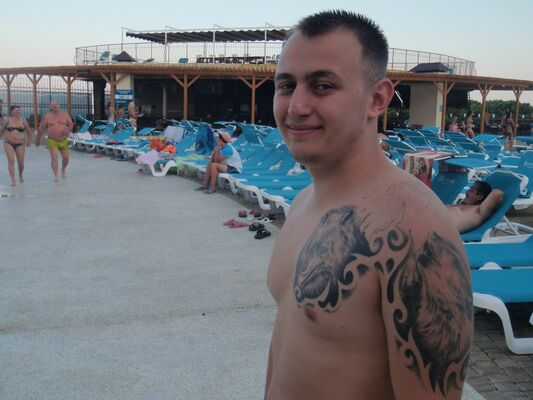  ,   Alexander, 33 ,   