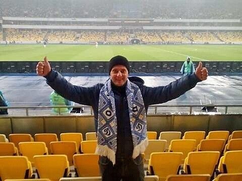  ,   Valentin, 46 ,  