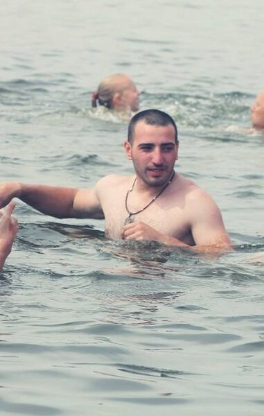  ,   Zaza, 37 ,   ,   , c 