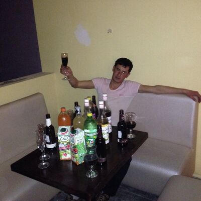  ,   Utkirbek, 34 ,   ,   , c 