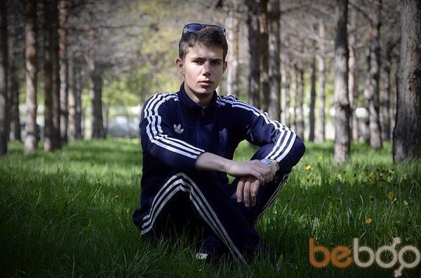  3058577  Konstantin, 39 ,    