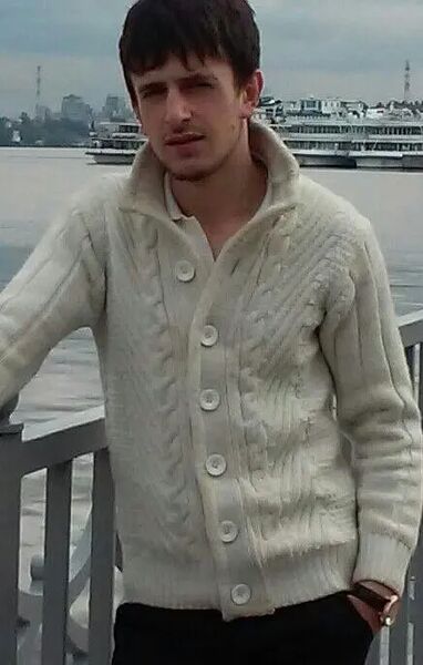  ,   Eduard, 32 ,   ,   