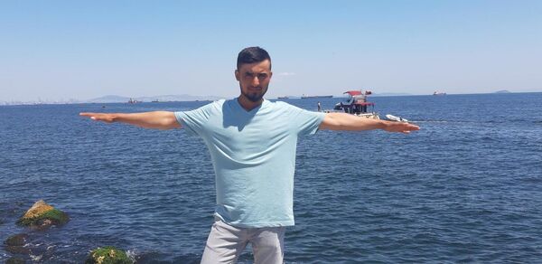  Kadikoy,   Abdulloh, 30 ,   ,   , c 