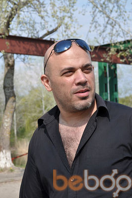  ,   Amir, 50 ,  