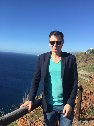  ,   Robert, 51 ,  