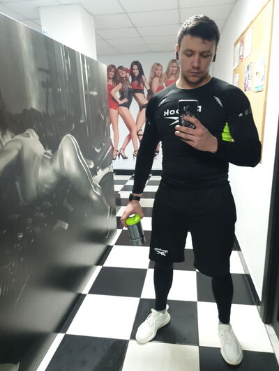  ,   Konstantin, 28 ,   ,   