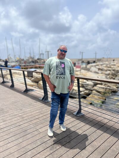  Ashqelon,   Victor, 46 ,   ,   , c , 