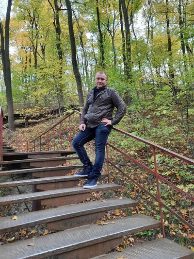  ,   Evgenii, 32 ,   ,   