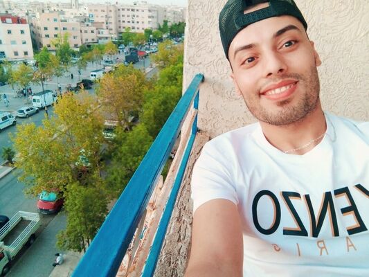  ,   Yassine, 35 ,     , c 