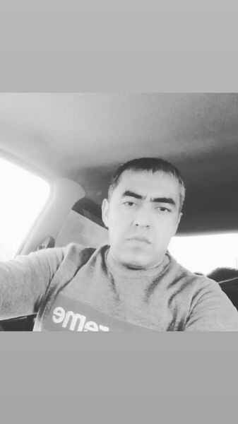  ,   Ali, 42 ,   ,   