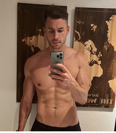  ,   Munir, 42 ,   ,   , c 